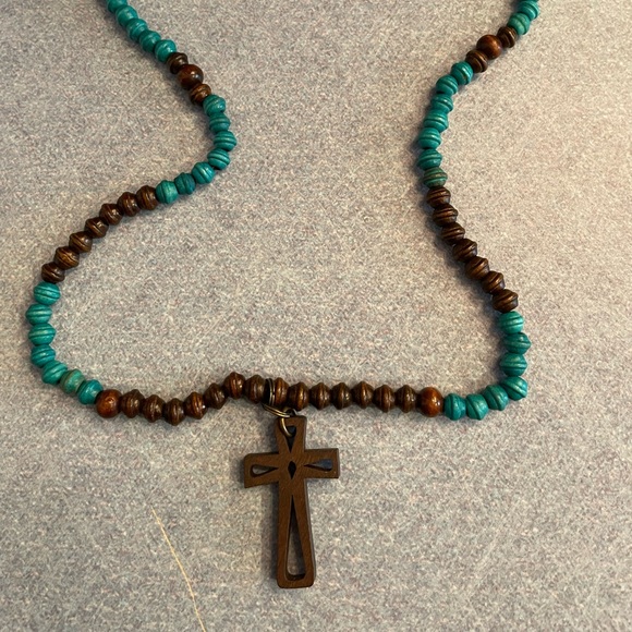 Necklace - Picture 3 of 4